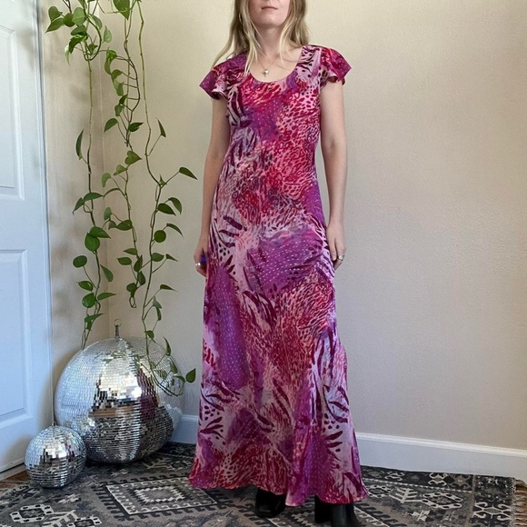 Reversible Maxi Dress - Picture 3 of 8